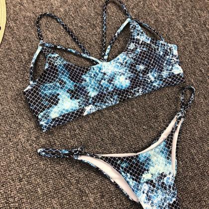 Fashion Split Fish Scale Print Bikini Swimsuit