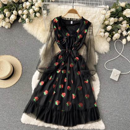Fashion Sequined High Waist Embroidered Dress