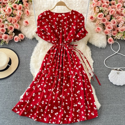 Vintage Puff Sleeves Round Neck Floral Dress