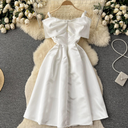 White Bow Strapless Dress