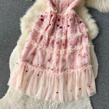 Embroidery Sweet Princess Pleated Dress