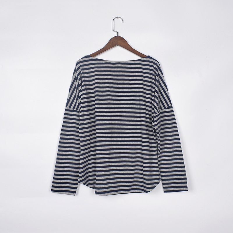 Striped Women's Round Neck Long Sleeve T-shirt