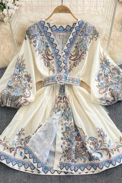 Retro Temperament Printed Long Sleeved High Waisted Dress